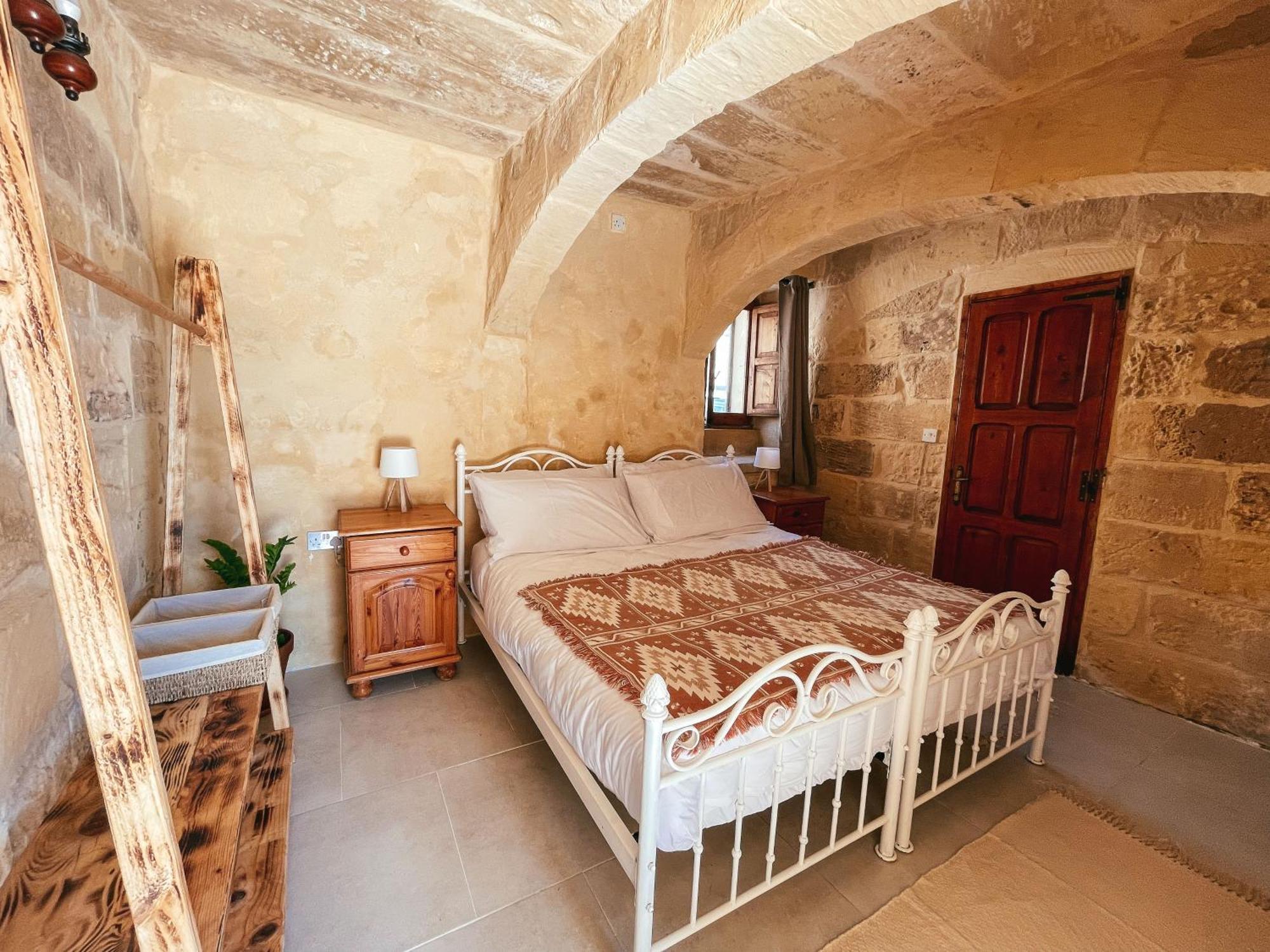 Soluna Boutique Guesthouse Għasri Екстериор снимка