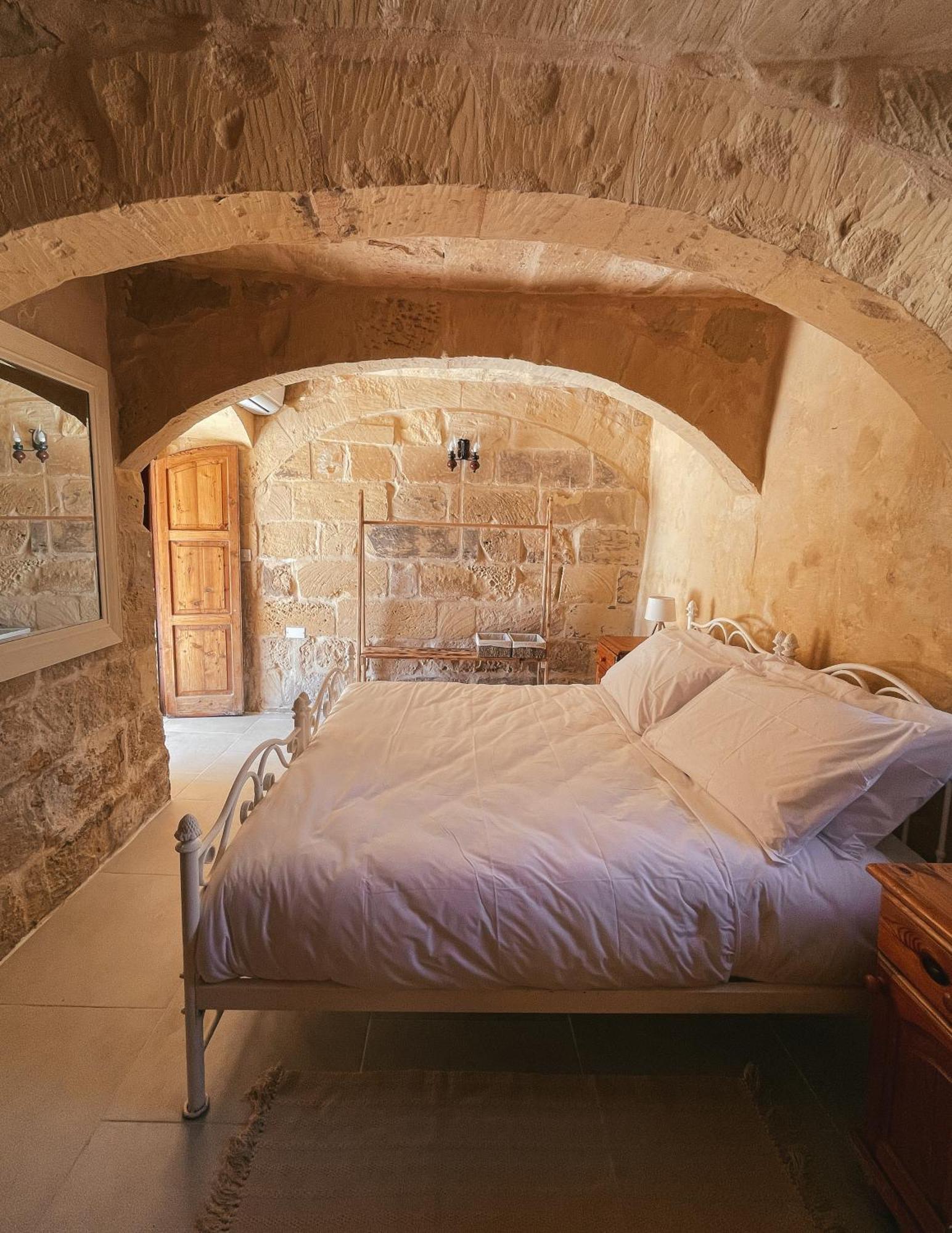 Soluna Boutique Guesthouse Għasri Екстериор снимка