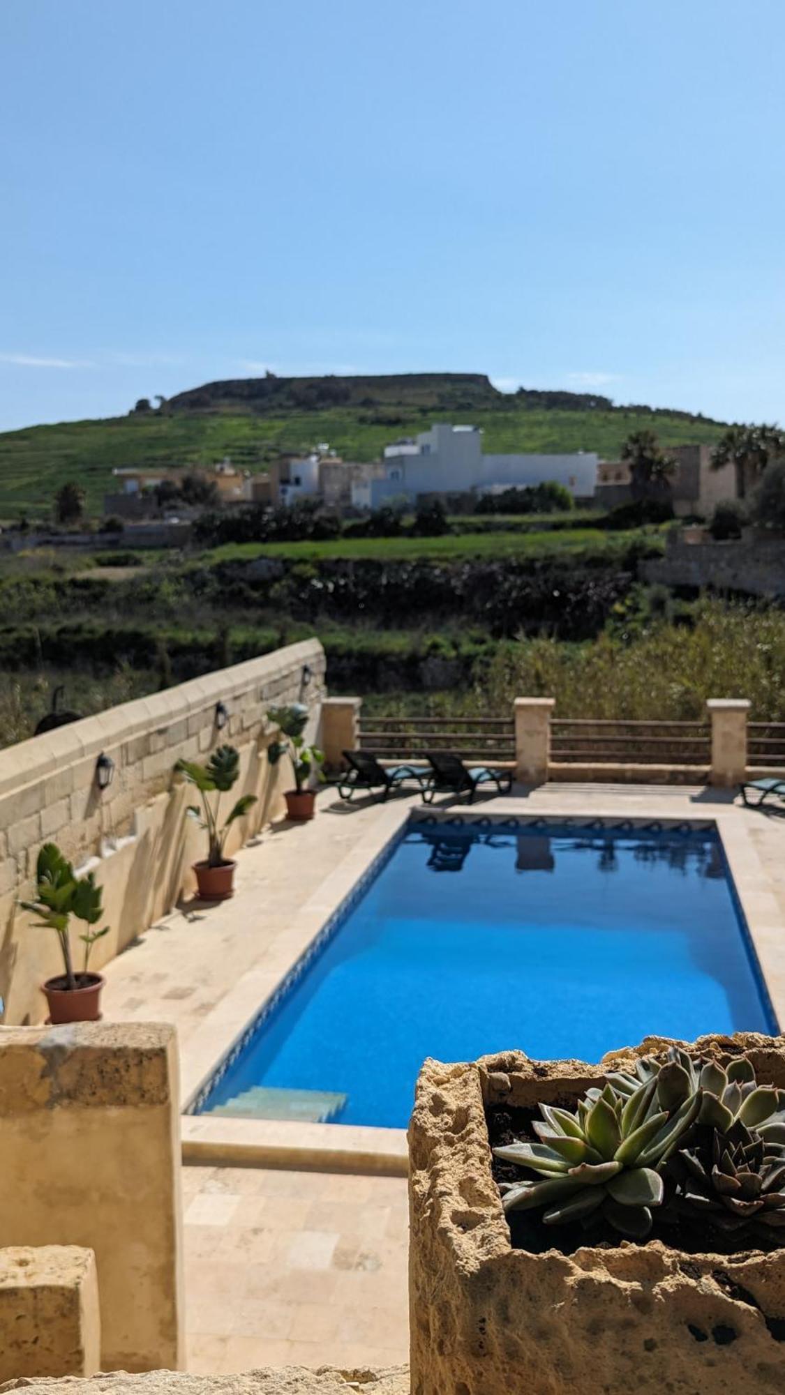 Soluna Boutique Guesthouse Għasri Екстериор снимка