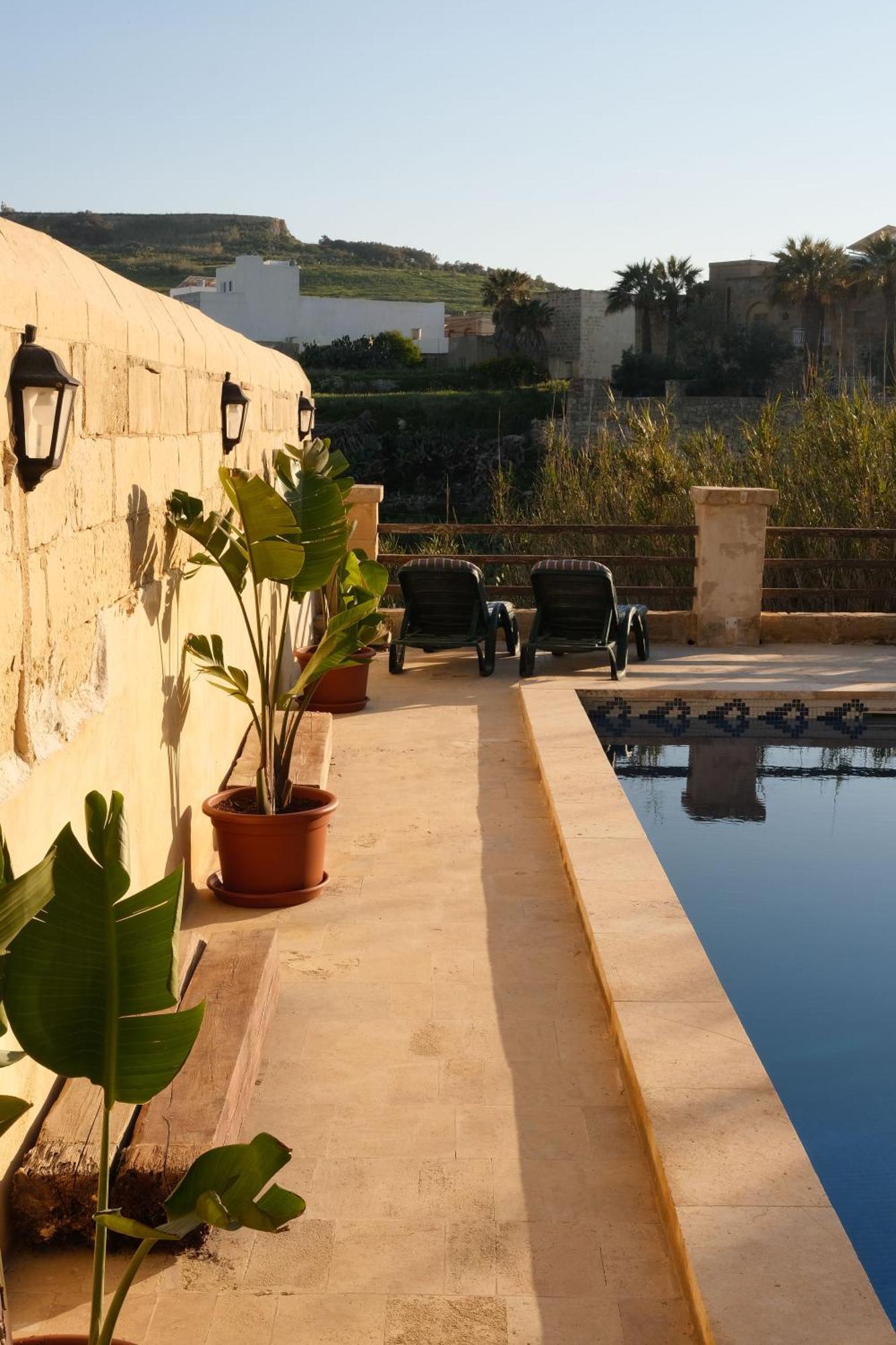 Soluna Boutique Guesthouse Għasri Екстериор снимка